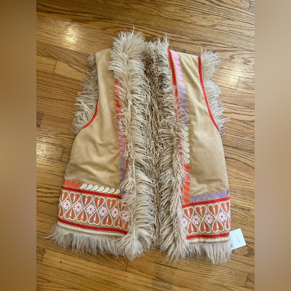 Spell Vest - Picture 2 of 6